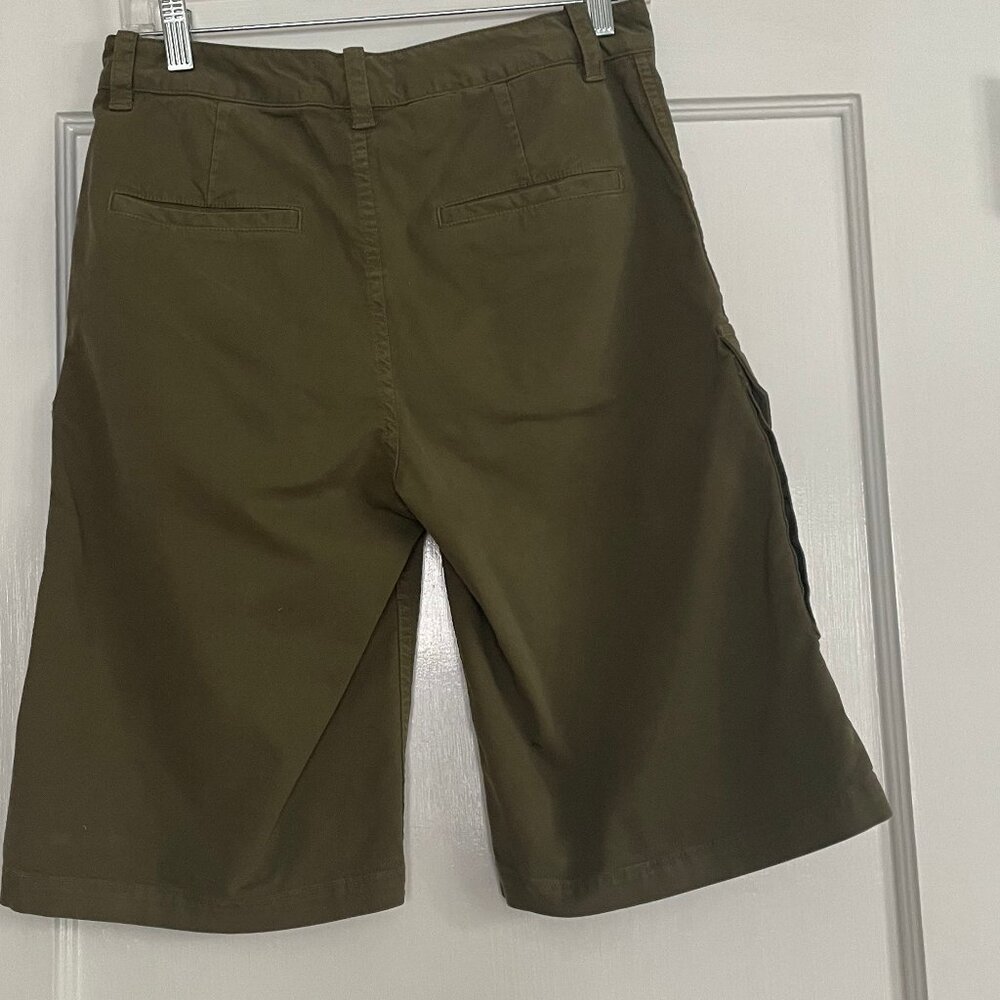 Nili Lotan Lucca Cargo Shorts, size O, olive green, NWT - Picture 9 of 9